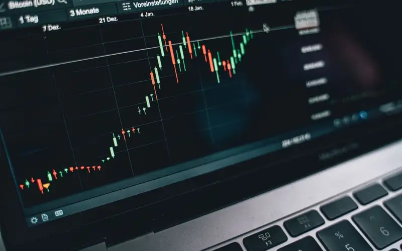 Menaces de la fraude &agrave; l'investissement en 2025
